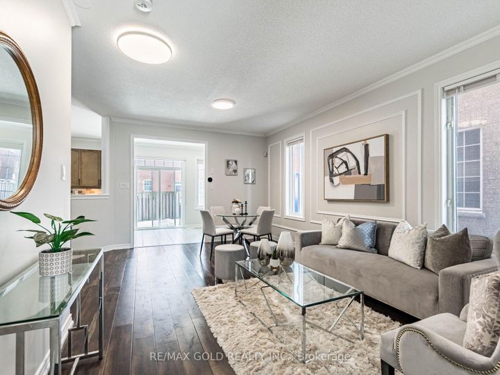 Photo 3 at 47 Connolly Crescent, Wellington, Brampton