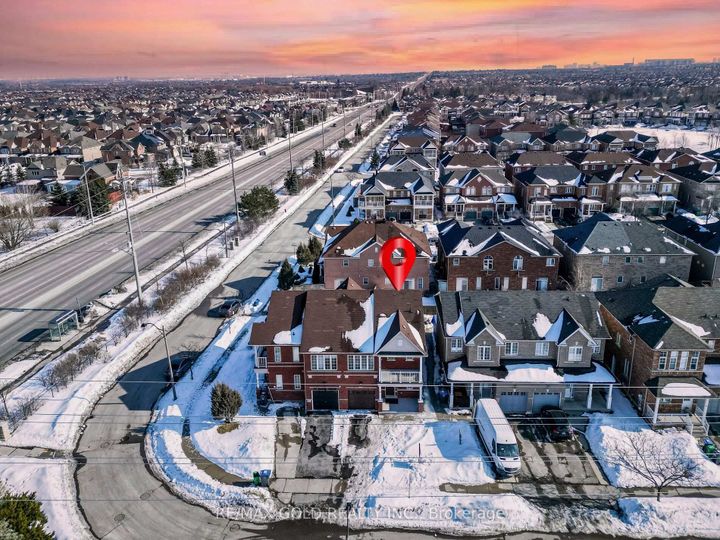 Photo 44 at 47 Connolly Crescent, Wellington, Brampton