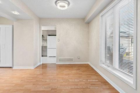 Photo 6 at 120 - 150 Burrows Hall Boulevard, Malvern, Toronto