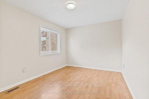 Photo 17 at 120 - 150 Burrows Hall Boulevard, Malvern, Toronto