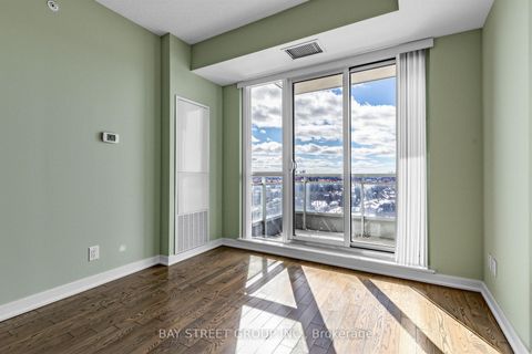 Photo 4 at NW1013 - 9201 Yonge Street, Langstaff, Richmond Hill