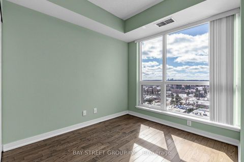 Photo 10 at NW1013 - 9201 Yonge Street, Langstaff, Richmond Hill