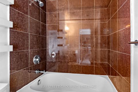 Photo 12 at NW1013 - 9201 Yonge Street, Langstaff, Richmond Hill