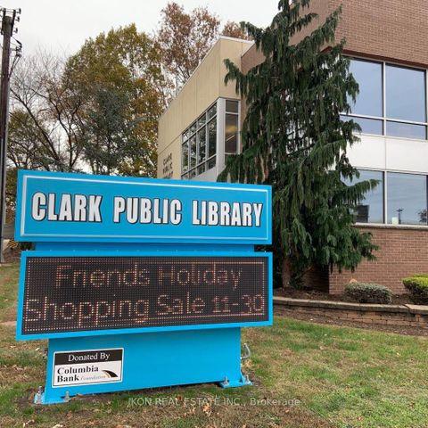 Photo 16 at 2503 - 7950 Bathurst Street, Beverley Glen, Vaughan