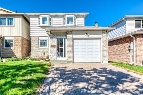 Photo 2 at 200 Invergordon Avenue, Malvern West, Toronto