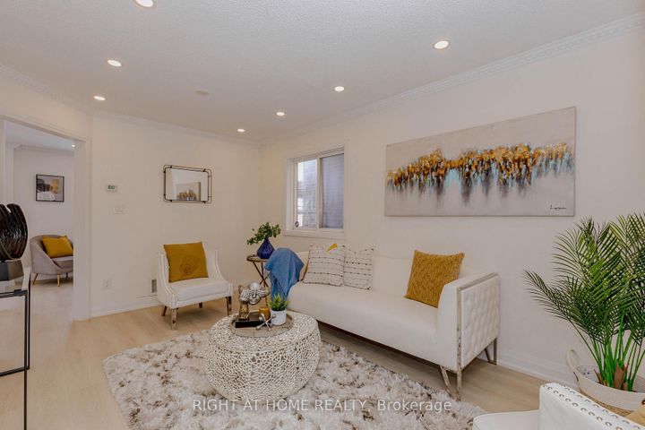 Photo 0 at 21 Carabram Court, Brampton West, Brampton