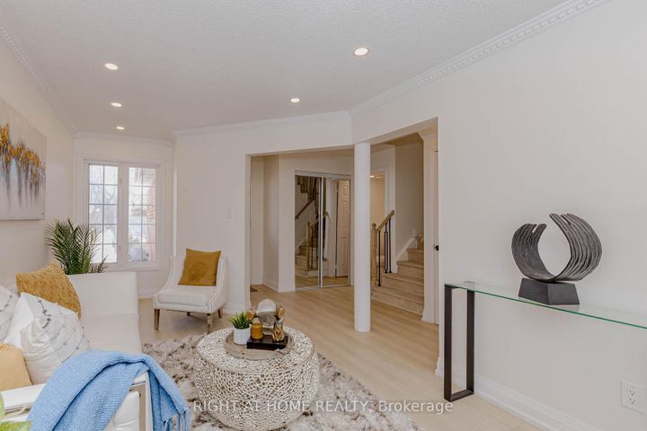 Photo 11 at 21 Carabram Court, Brampton West, Brampton