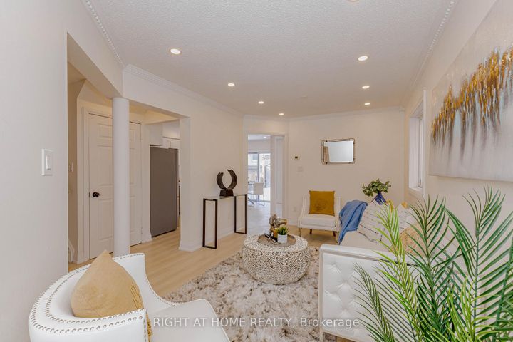 Photo 12 at 21 Carabram Court, Brampton West, Brampton