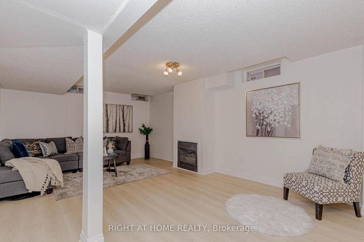 Photo 42 at 21 Carabram Court, Brampton West, Brampton