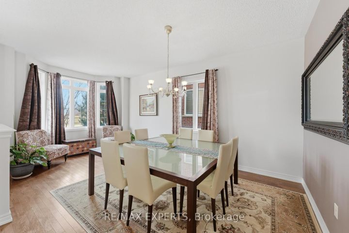 Photo 5 at 847 Memorial Circle, Wyndham, Newmarket