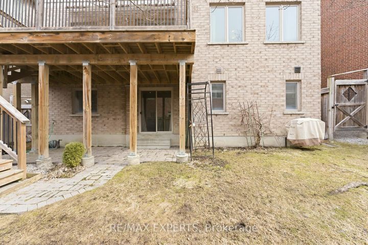 Photo 38 at 847 Memorial Circle, Wyndham, Newmarket