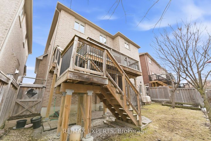 Photo 39 at 847 Memorial Circle, Wyndham, Newmarket