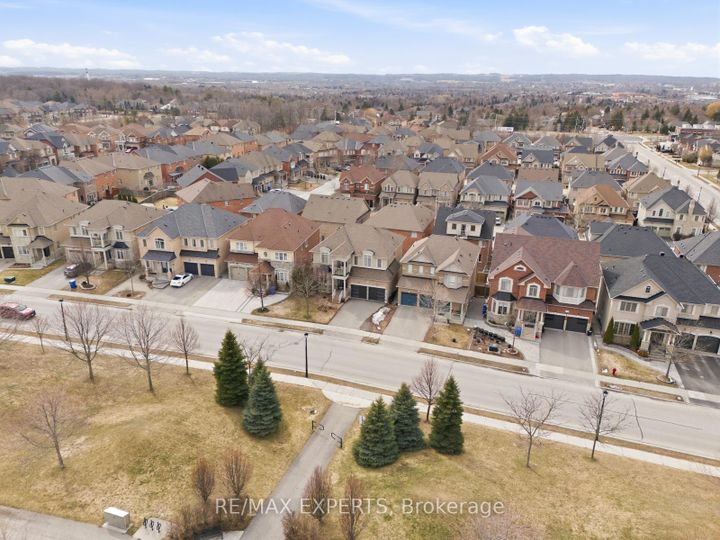 Photo 46 at 847 Memorial Circle, Wyndham, Newmarket