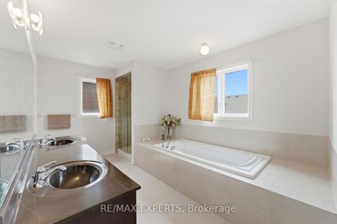 Photo 21 at 847 Memorial Circle, Wyndham, Newmarket