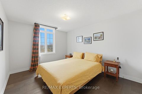 Photo 24 at 847 Memorial Circle, Wyndham, Newmarket