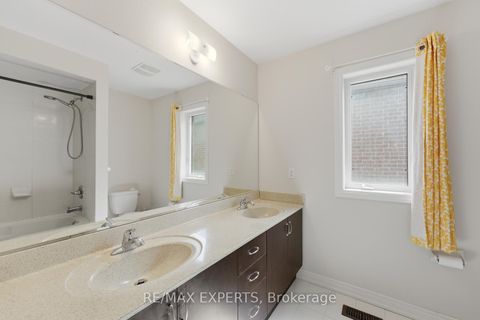 Photo 25 at 847 Memorial Circle, Wyndham, Newmarket