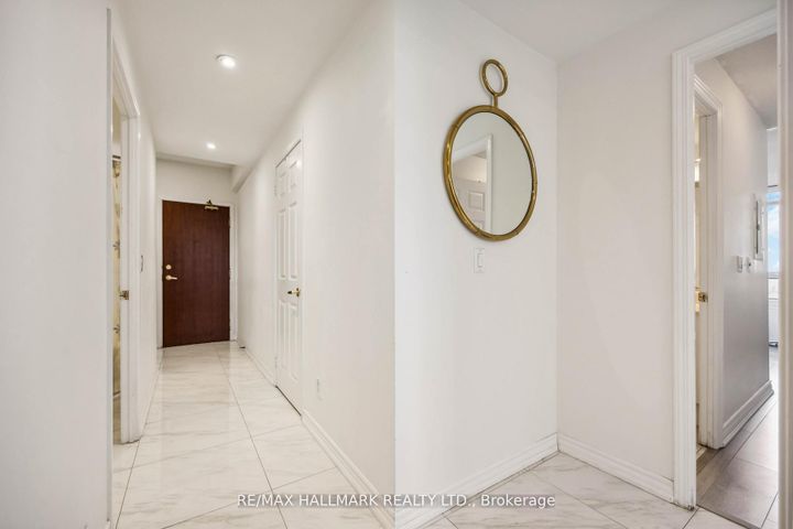 Photo 6 at 1809 - 18 Kenaston Gardens, Bayview Village, Toronto
