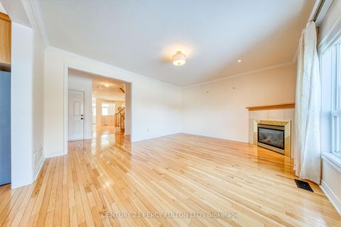 Photo 14 at 117 Maroon Drive, Oak Ridges Lake Wilcox, Richmond Hill