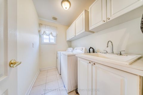 Photo 30 at 117 Maroon Drive, Oak Ridges Lake Wilcox, Richmond Hill