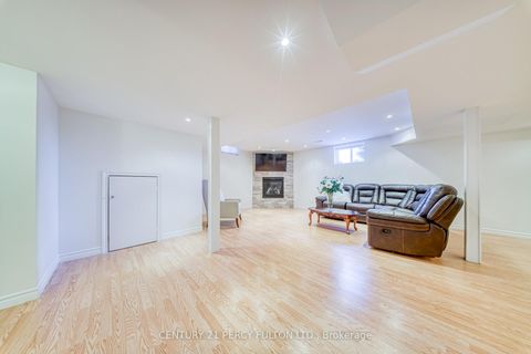 Photo 31 at 117 Maroon Drive, Oak Ridges Lake Wilcox, Richmond Hill