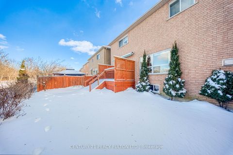 Photo 40 at 117 Maroon Drive, Oak Ridges Lake Wilcox, Richmond Hill