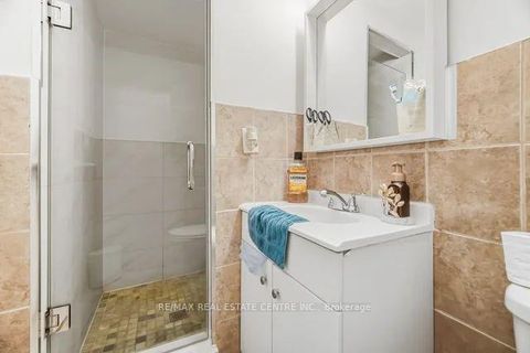 Photo 25 at 255 - 10 Eddystone Avenue, Jane Heights, Toronto