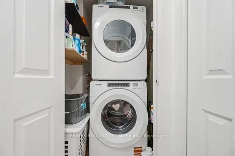 Photo 26 at 255 - 10 Eddystone Avenue, Jane Heights, Toronto