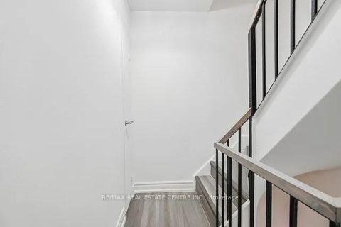 Photo 27 at 255 - 10 Eddystone Avenue, Jane Heights, Toronto