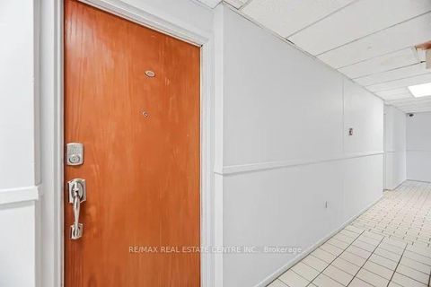 Photo 28 at 255 - 10 Eddystone Avenue, Jane Heights, Toronto