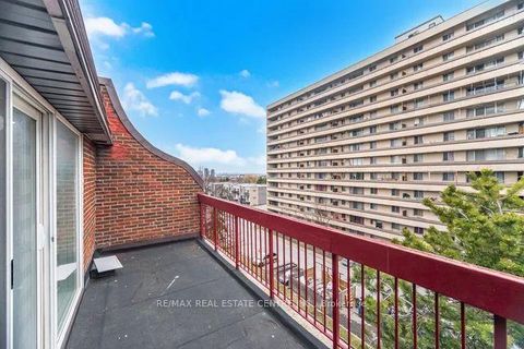 Photo 32 at 255 - 10 Eddystone Avenue, Jane Heights, Toronto