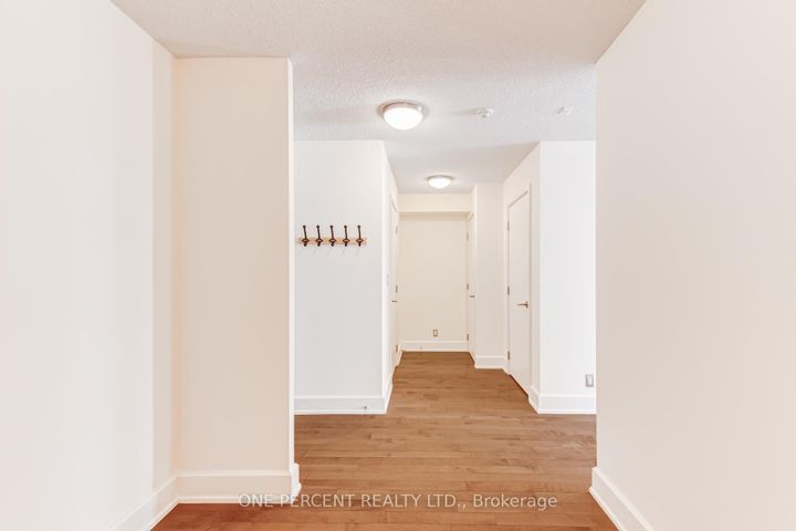 Photo 15 at 410 - 676 Sheppard Avenue E, Bayview Village, Toronto