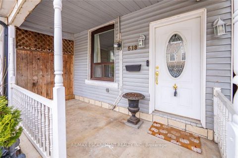 Photo 1 at 518 Quebec Avenue, Junction Area, Toronto