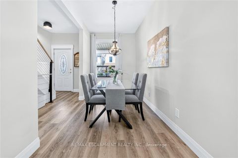 Photo 2 at 518 Quebec Avenue, Junction Area, Toronto