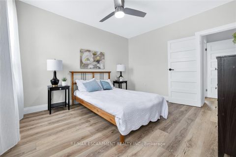 Photo 16 at 518 Quebec Avenue, Junction Area, Toronto