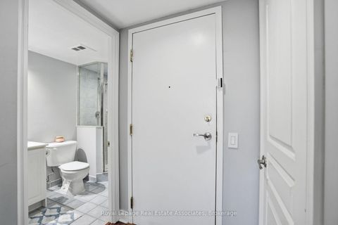 Photo 6 at 1005 - 5 Northtown Way, Willowdale East, Toronto