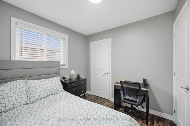 Photo 20 at 309 Royal Salisbury Way, Madoc, Brampton