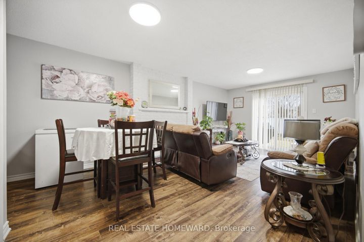 Photo 25 at 309 Royal Salisbury Way, Madoc, Brampton