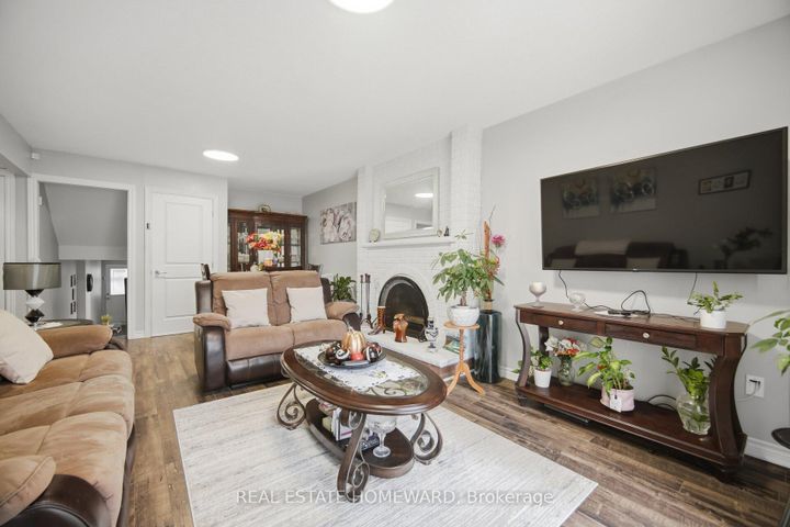 Photo 27 at 309 Royal Salisbury Way, Madoc, Brampton
