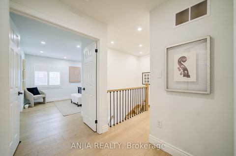 Photo 30 at 22 Kylemore Way, Angus Glen, Markham