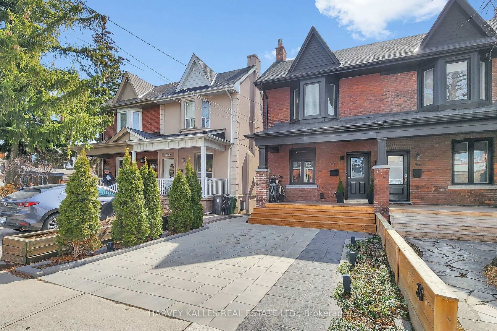 35 Peterborough Avenue, Davenport, Toronto 