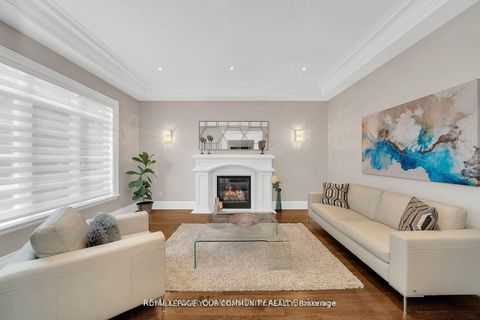 Photo 11 at 76 Elm Grove Avenue, Oak Ridges, Richmond Hill