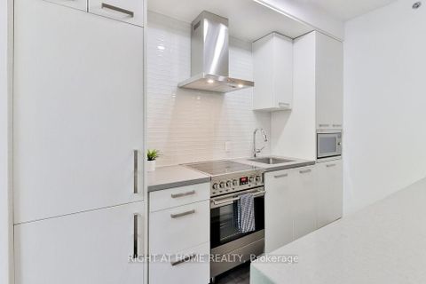 Photo 3 at S118 - 455 Front Street E, Waterfront Communities C8, Toronto