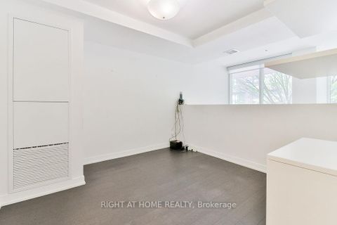 Photo 6 at S118 - 455 Front Street E, Waterfront Communities C8, Toronto