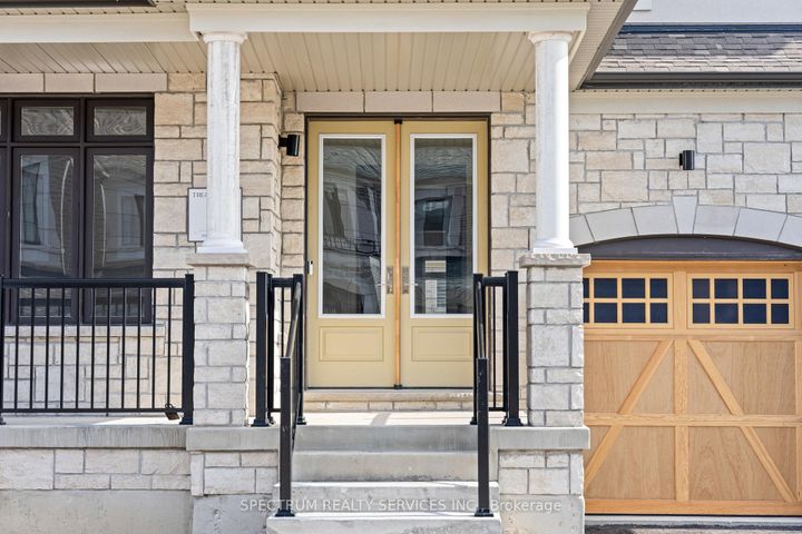 Photo 1 at 17 Mosswood Trail, Vales of Castlemore, Brampton