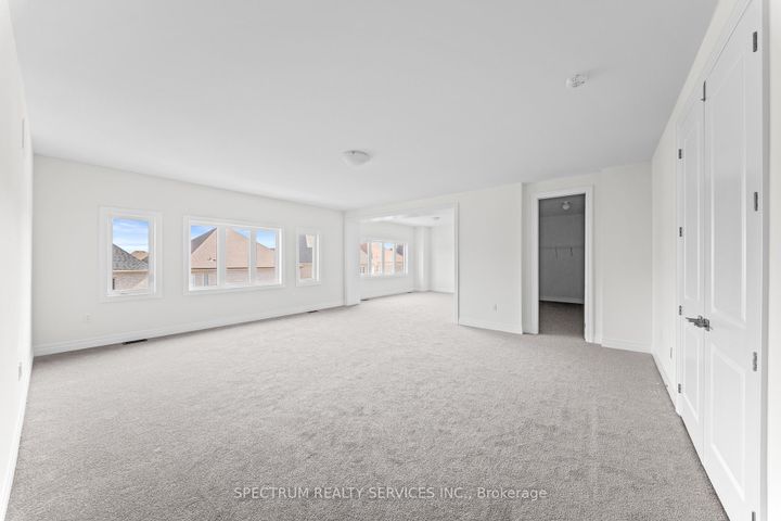 Photo 24 at 17 Mosswood Trail, Vales of Castlemore, Brampton