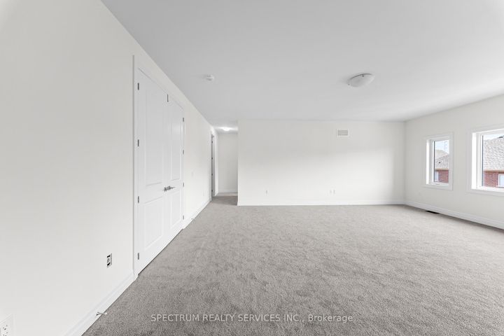 Photo 27 at 17 Mosswood Trail, Vales of Castlemore, Brampton