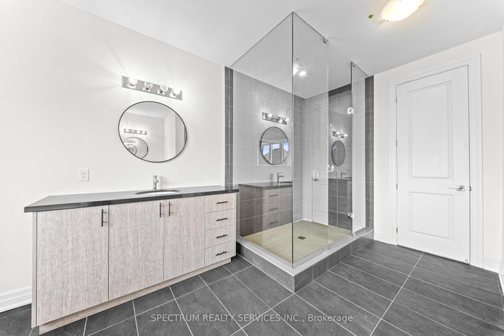 Photo 29 at 17 Mosswood Trail, Vales of Castlemore, Brampton