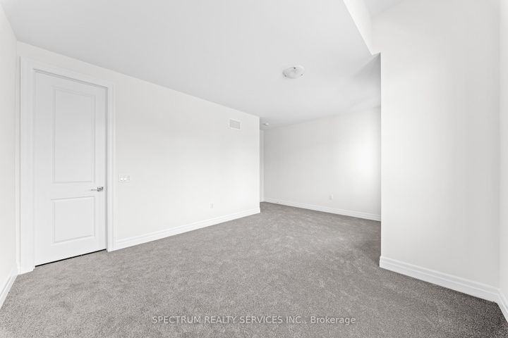 Photo 42 at 17 Mosswood Trail, Vales of Castlemore, Brampton