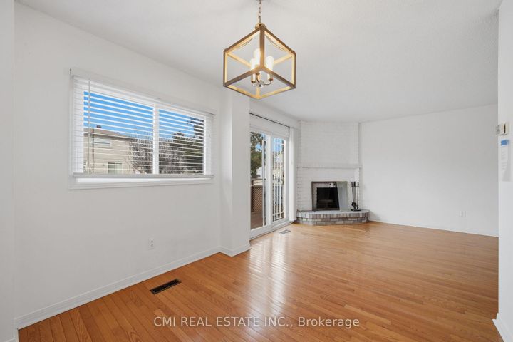 Photo 12 at 40 Glen Hollow Avenue, Clairville, Toronto