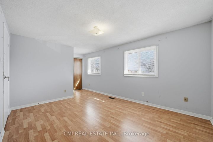 Photo 21 at 40 Glen Hollow Avenue, Clairville, Toronto